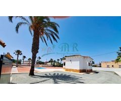 Chalet en Venta en El Camino de Catral, Alicante