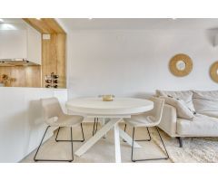 Casa Refinada en Empuriabrava con Amarres Privados Cerca del Mar – Ideal para Apasionados de la Nave
