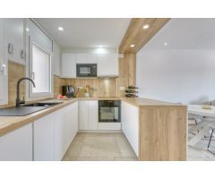 Casa Refinada en Empuriabrava con Amarres Privados Cerca del Mar – Ideal para Apasionados de la Nave