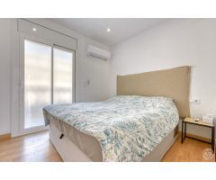 Casa Refinada en Empuriabrava con Amarres Privados Cerca del Mar – Ideal para Apasionados de la Nave