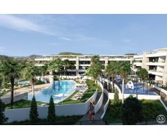 Piso en Font del Llop Golf Club con amplio jardín privado