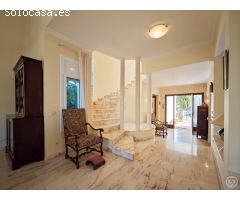 Encantadora Villa de Lujo en Roses – Exclusividad y Vistas Panorámicas