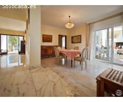 Encantadora Villa de Lujo en Roses – Exclusividad y Vistas Panorámicas