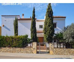 Encantadora Villa de Lujo en Roses – Exclusividad y Vistas Panorámicas