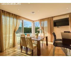 SE VENDE ESPECTACULAR CASA EN EMPURIABRAVA – LUJO, CONFORT Y UBICACIÓN PRIVILEGIADA EN LA COSTA BRAV