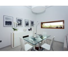 PRECIOSO CHALET CON PISCINA EN URBANIZACIÓN EL RASO