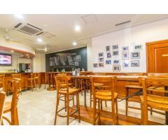EDIFICIO DE 5 PLANTAS CON 2 VIVIENDAS + 2 ÁTICOS Y RESTAURANTE DE 3 PLANTAS
