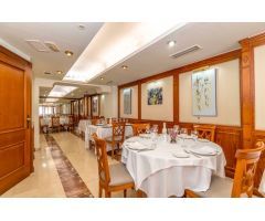 EDIFICIO DE 5 PLANTAS CON 2 VIVIENDAS + 2 ÁTICOS Y RESTAURANTE DE 3 PLANTAS