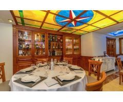 EDIFICIO DE 5 PLANTAS CON 2 VIVIENDAS + 2 ÁTICOS Y RESTAURANTE DE 3 PLANTAS