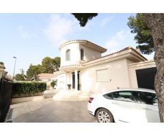 CHALET INDEPENDIENTE EN PINAR DE CAMPOVERDE