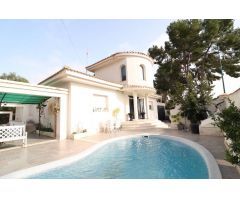 CHALET INDEPENDIENTE EN PINAR DE CAMPOVERDE