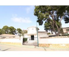 CHALET INDEPENDIENTE EN PINAR DE CAMPOVERDE