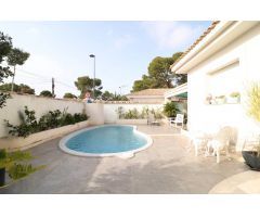 CHALET INDEPENDIENTE EN PINAR DE CAMPOVERDE