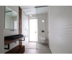 CHALET INDEPENDIENTE DE ESQUINA EN LAS COLINAS GOLF