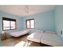 CHALET INDEPENDIENTE DE ESQUINA EN CABO ROIG A 300 METROS DEL MAR