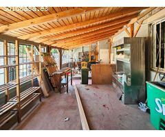 ¡EXCEPCIONAL OPORTUNIDAD! RESTAURANTE ESPACIOSO CON TRES APARTAMENTOS INDEPENDIENTES EN TORRETA FLOR