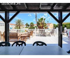 ¡EXCEPCIONAL OPORTUNIDAD! RESTAURANTE ESPACIOSO CON TRES APARTAMENTOS INDEPENDIENTES EN TORRETA FLOR