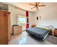 ¡EXCEPCIONAL OPORTUNIDAD! RESTAURANTE ESPACIOSO CON TRES APARTAMENTOS INDEPENDIENTES EN TORRETA FLOR