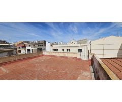 ¡OPORTUNIDAD ÚNICA! SE VENDE EDIFICIO CÉNTRICO EN EL CORAZÓN DE TORREVIEJA