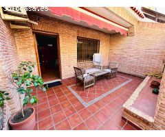 ¡ENCANTADOR BUNGALOW A 200M DE LA PLAYA DE LOS LOCOS EN TORREVIEJA!