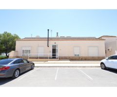 ¡EXCELENTE OPORTUNIDAD: HOSTAL RURAL EN SAN MIGUEL DE SALINAS CON VISTAS DESPEJADAS!