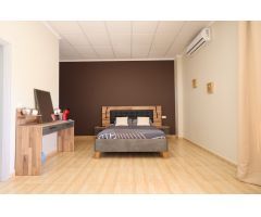 ¡EXCELENTE OPORTUNIDAD: HOSTAL RURAL EN SAN MIGUEL DE SALINAS CON VISTAS DESPEJADAS!
