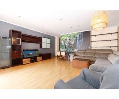 EXCLUSIVO APARTAMENTO DE 3 DORMITORIOS EN EL CENTRO DE TORREVIEJA CON GARAJE Y DOBLE TRASTERO