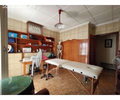 ¡AMPLIO PISO DE 5 DORMITORIOS EN VENTA EN EL CENTRO DE TORREVIEJA, IDEAL PARA INVERSORES!