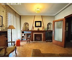 ¡AMPLIO PISO DE 5 DORMITORIOS EN VENTA EN EL CENTRO DE TORREVIEJA, IDEAL PARA INVERSORES!