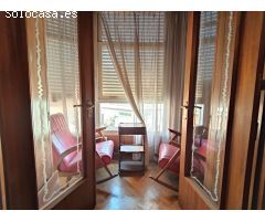 ¡AMPLIO PISO DE 5 DORMITORIOS EN VENTA EN EL CENTRO DE TORREVIEJA, IDEAL PARA INVERSORES!