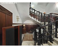 ¡AMPLIO PISO DE 5 DORMITORIOS EN VENTA EN EL CENTRO DE TORREVIEJA, IDEAL PARA INVERSORES!