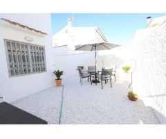 BUNGALOW PLANTA ALTA EN LA ROSALEDA CON JARDÍN, VISTAS AL MAR Y A 300 METROS DE LA PLAYA