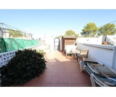 DÚPLEX ADOSADO EN LOMAS DEL GOLF, VILLAMARTÍN: ESPACIO, LUZ Y VISTAS AL MAR, LISTO PARA ENTRAR A VIV