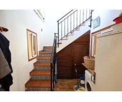 DÚPLEX ADOSADO EN LOMAS DEL GOLF, VILLAMARTÍN: ESPACIO, LUZ Y VISTAS AL MAR, LISTO PARA ENTRAR A VIV
