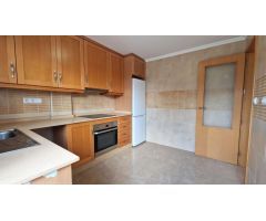 AMPLIA VIVIENDA EN LOS MONTESINOS: PISCINA COMUNITARIA, SOLÁRIUM Y CERCA DE TODOS LOS SERVICIOS