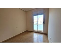 AMPLIA VIVIENDA EN LOS MONTESINOS: PISCINA COMUNITARIA, SOLÁRIUM Y CERCA DE TODOS LOS SERVICIOS