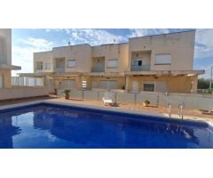 AMPLIA VIVIENDA EN LOS MONTESINOS: PISCINA COMUNITARIA, SOLÁRIUM Y CERCA DE TODOS LOS SERVICIOS