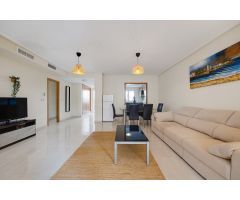 ESPECTACULAR BUNGALOW REFORMADO EN LOS DOLSES: PARCELA PRIVADA, GARAJE Y PISCINA COMUNITARIA