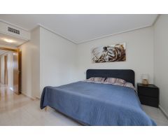 ESPECTACULAR BUNGALOW REFORMADO EN LOS DOLSES: PARCELA PRIVADA, GARAJE Y PISCINA COMUNITARIA