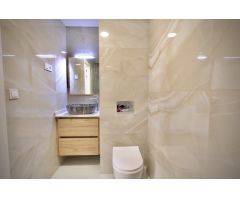 APARTAMENTO REFORMADO A 30 METROS DE LA PLAYA DEL CURA CON VISTAS LATERALES AL MAR