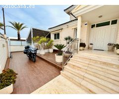 ESPECTACULAR VILLA DE LUJO CERCA DEL MAR EN LA MATA: EXCLUSIVIDAD, CONFORT Y ELEGANCIA MEDITERRÁNEA