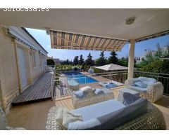ESPECTACULAR VILLA DE LUJO CERCA DEL MAR EN LA MATA: EXCLUSIVIDAD, CONFORT Y ELEGANCIA MEDITERRÁNEA