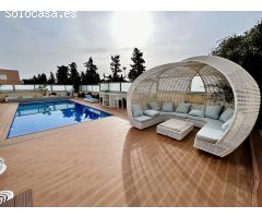 ESPECTACULAR VILLA DE LUJO CERCA DEL MAR EN LA MATA: EXCLUSIVIDAD, CONFORT Y ELEGANCIA MEDITERRÁNEA