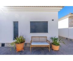 VILLA DE LUJO RENOVADA EN EL CHAPARRAL: ELEGANCIA, CONFORT Y EFICIENCIA