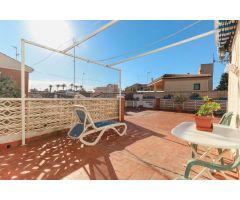 AMPLIO APARTAMENTO EN SANTIAGO DE LA RIBERA A 100 M DE LA PLAYA CON SOLÁRIUM Y GARAJE PARA 4 VEHÍCUL