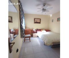 BUNGALOW PLANTA ALTA CON SOLÁRIUM Y PISCINA EN URB. JARDÍN DEL MAR V