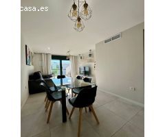 MODERNO BUNGALOW DE PLANTA ALTA A SOLO 600M DE LA PLAYA DE MIL PALMERAS
