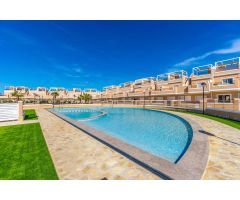 ÁTICO DE ENSUEÑO CON VISTAS PANORÁMICAS Y LUJO EXCLUSIVO FRENTE AL MEDITERRÁNEO