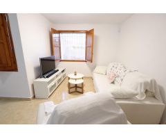 BUNGALOW EN PLANTA BAJA CON AMPLIO JARDÍN Y PERGOLA EN LA REGIA
