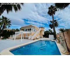 VIVE EN ARMONÍA: EXCLUSIVA CASA UNIFAMILIAR CON JARDÍN Y PISCINA EN BENFIS-PARK